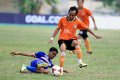 Zoel Fadhli Rebut Bola Andreas