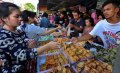 Pasar Takjil Benhil Ramai