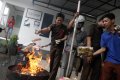 Kejari Makassar Musnahkan Barang Bukti