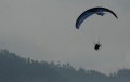 Atraksi Paramotor Meriahkan Festival Danau Toba