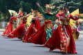 Latihan tari untuk persiapan upacara penutupan Asean Games 2014