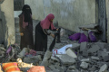800-ribu-warga-gaza-diambang-kematian-akibat-kelaparan_20240116_161852.jpg