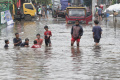 Akses-Jalan-Raya-Pondok-Aren-Terputus-Akibat-Banjir_20250304_132130.jpg