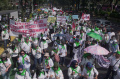 Aksi-Demo-Warga-Rusun-Se-Jakarta-di-Depan-Balaikota_20250721_164548.jpg