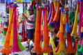 Bagas Toys Siapkan 230 Lusin Terompet Tahun Baru 2025
