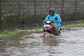 Banjir-Genangi-Sejumlah-Jalan-di-Semarang_20250130_135204.jpg