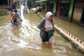 Banjir-Rendam-Kampung-Bojongasih-Banjaran_20250516_074833.jpg