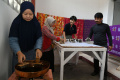 Belajar-Batik-Cap-di-Bekas-Lokalisasi-Dolly_20241119_151150.jpg