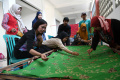 Belajar Batik Cap di Bekas Lokalisasi Dolly
