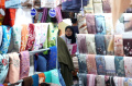 Berburu Baju Lebaran di Pasar Baru Bandung