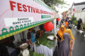 Berburu Bandeng di Rawa Belong