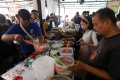 Berburu Takjil di Kawasan Benhil