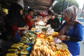 Berburu Takjil di Kawasan Benhil