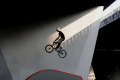 Bermain-Skateboard-dan-BMX-di-Skatepark-Slipi_20250530_191524.jpg