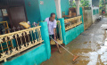 Bersih-Bersih-Setelah-Banjir-Berangsur-Surut-di-Jakarta_20250707_152652.jpg