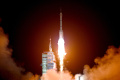 China-Terbangkan-Pesawat-Ruang-Angkasa-Bawa-Tiga-Astronot_20241030_101124.jpg