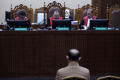 Gazalba-Saleh-divonis-10-Tahun-Penjara_20241015_162901.jpg