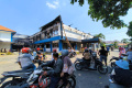 Gedung DPRD Kota Kediri Jadi Tontonan Warga