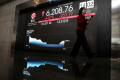 IHSG Anjlok dan Sempat Trading Halt