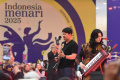 Isyana-Sarasvati-Meriahkan-Indonesia-Menari-2025-di-Surabaya_20251013_053805.jpg