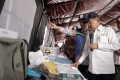 JK dan Menkes Tinjau Kapal Kemanusiaan Untuk Aceh dan Sumatra