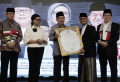 Jusuf Kalla Raih Penghargaan Pejuang Perdamaian dari MUI