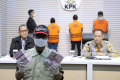 KPK Tahan Pj Wali Kota Pekanbaru