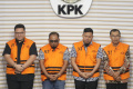 KPK-Tahan-Tersangka-Kasus-Dana-Hibah-Pokmas-Jatim_20251002_205229.jpg