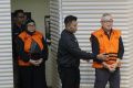 KPK Tahan Tersangka Kasus Korupsi LNG PT Pertamina