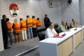 KPK Tahan Tersangka OTT Dinas PUPR OKU