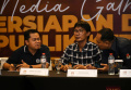 KPU-Jatim-Tinjau-Kesiapan-Panggung-Debat-Paslon-Pilgub-Jatim-202_20241117_194323.jpg