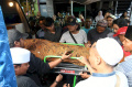 Kedatangan-Jenazah-Korban-Pantai-Mondangan_20251014_195601.jpg