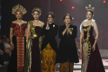 Koleksi-Goddes-of-Chaos-di-Surabaya-Fashion-Parade-2025_20251115_195145.jpg