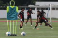 Latihan-Timnas-U-23-Indonesia-Jelang-Hadapi-India-U-23_20251009_193227.jpg