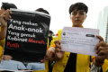 Mahasiswa-Gelar-Aksi-Indonesia-Gelap_20250218_074251.jpg