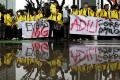Mahasiswa-Gelar-Aksi-Indonesia-Gelap_20250218_074342.jpg