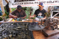 Manfaatkan-Sampah-Anorganik-Menjadi-Karya-Seni_20250124_070759.jpg