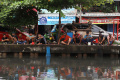 Memancing-Ikan-saat-Banjir_20250129_193808.jpg