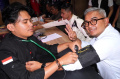 Muhammad-Farhan-Tinjau-Layanan-Cek-Kesehatan-Gratis-di-Pasar-Bar_20240927_215303.jpg