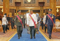 Panglima-TNI-Menerima-Penghargaan-Kehormatan-Tertinggi-dari-Mala_20251016_100208.jpg