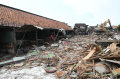 Pembongkaran-Pasar-Pacar-Keling-Surabaya_20250703_170959.jpg