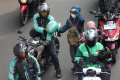 Pemerintah-Turunkan-Komisi-Tarif-Ojek-Daring_20260508_193959.jpg
