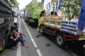 Pengemudi-Truk-Demo-Aturan-ODOL_20250702_161623.jpg