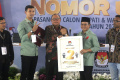 Pengundian-Nomor-Urut-Cabup-dan-Cawabup-Bandung_20240923_163513.jpg