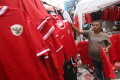 Penjual-Jersey-Timnas-Mewarnai-Laga-Indonesia-vs-Jepang_20241115_202056.jpg