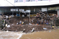 Perbaikan-Tanggul-Sungai-Pasar-Ancol-Kota-Bandung_20250225_205111.jpg