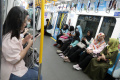 Perempuan-Gratis-Naik-TransJakarta-MRT-LRT-Peringati-Hari-KartiniPerempuan-Gratis-Naik-TransJakarta-MRT-LRT-Peringati-Hari-Kartini_20250421_121314.jpg