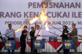 Pj-Gubernur-Jabar-Pimpin-Pemusnahan-Barang-Kena-Cukai-Ilegal2024_20241008_204244.jpg