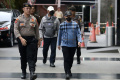 Pj-Walikota-Pekanbaru-Risnandar-Mahiwa-Tiba-di-Gedung-KPK_20241203_180856.jpg