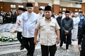 Presiden-Prabowo-Melayat-Eddie-Nalapraya_20250513_211332.jpg